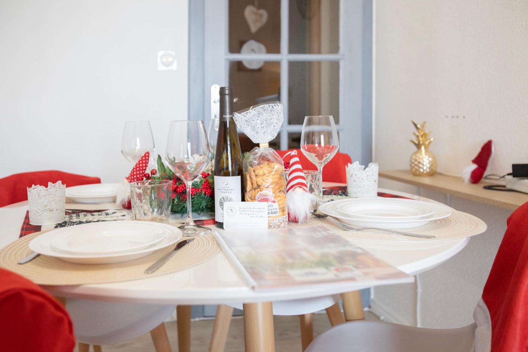 Appartements Duplex 3 Et 4 Personnes - Climatisation - Village Elu Parmi Les "Plus Beaux Villages De France" - Route Des Vins - Centre Alsace Bergheim Kültér fotó